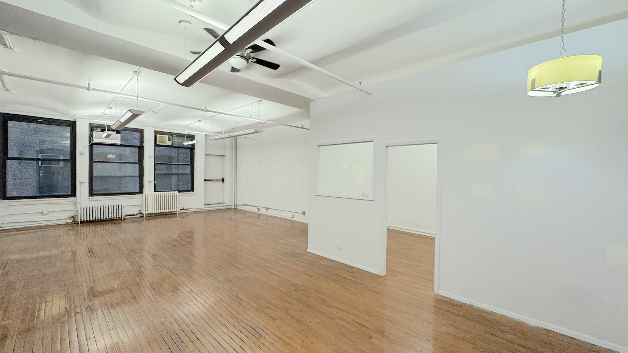 19 W 21st St, New York, NY for lease Building Photo- Image 1 of 9