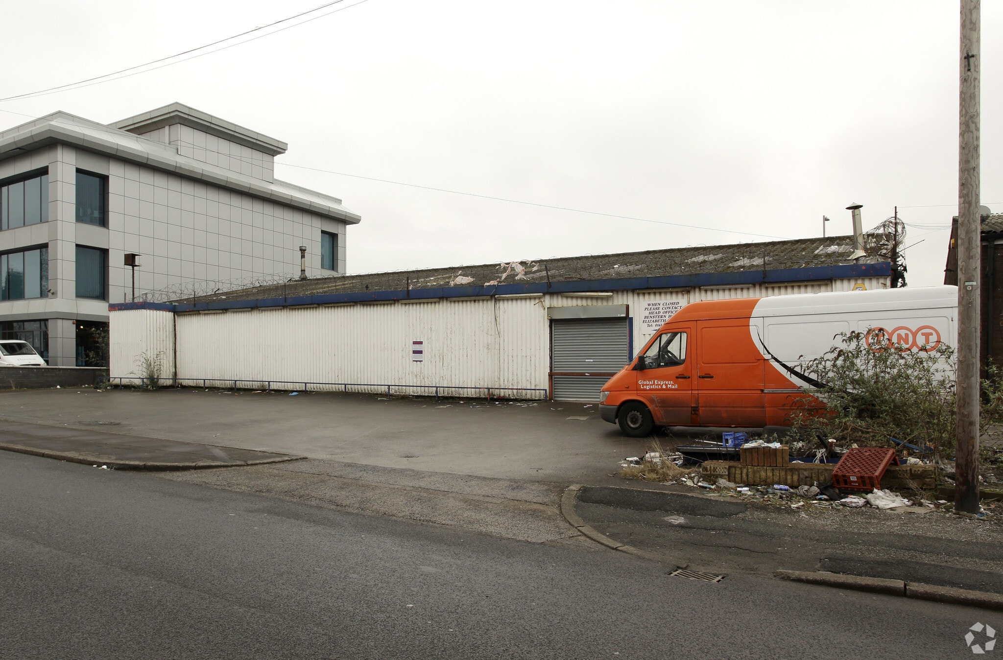 171 Cheetham Hill Rd, Manchester for sale Primary Photo- Image 1 of 1