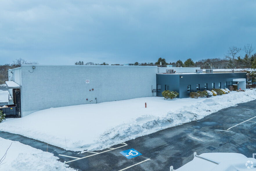 7 Connector Rd, Andover, MA for sale - Primary Photo - Image 1 of 1