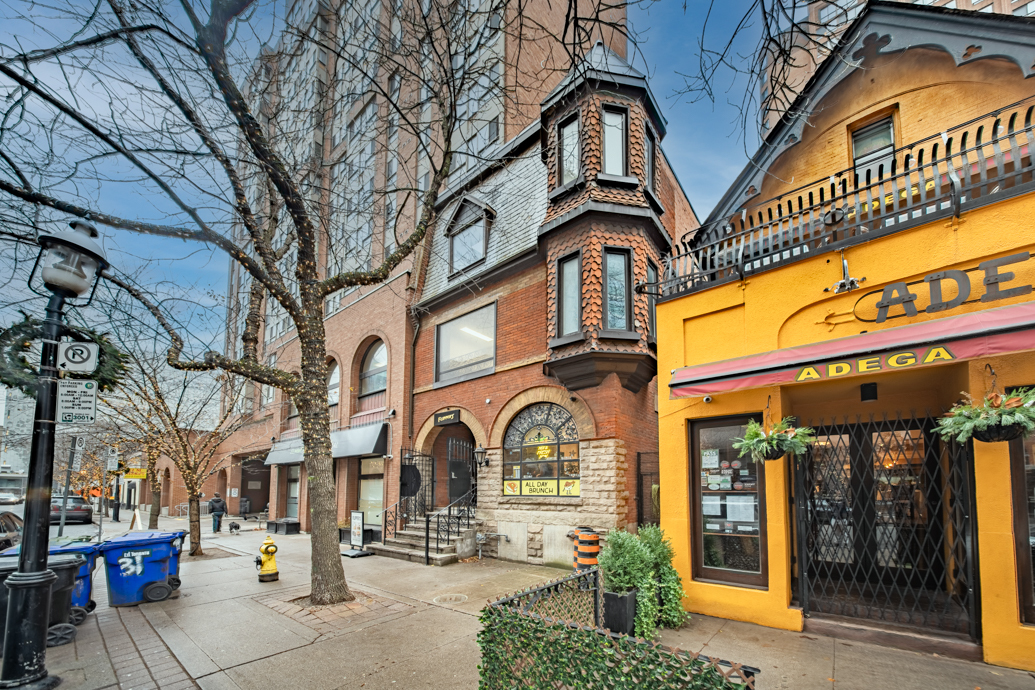 31 Elm St, Toronto, ON for sale Building Photo- Image 1 of 40