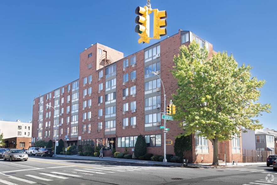 9921 4th Ave, Brooklyn, NY for lease - Building Photo - Image 1 of 6