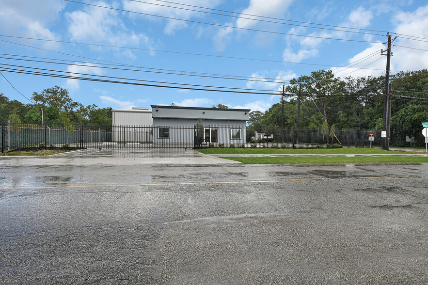 10751 Almeda Genoa rd, Houston, TX for sale - Building Photo - Image 3 of 21