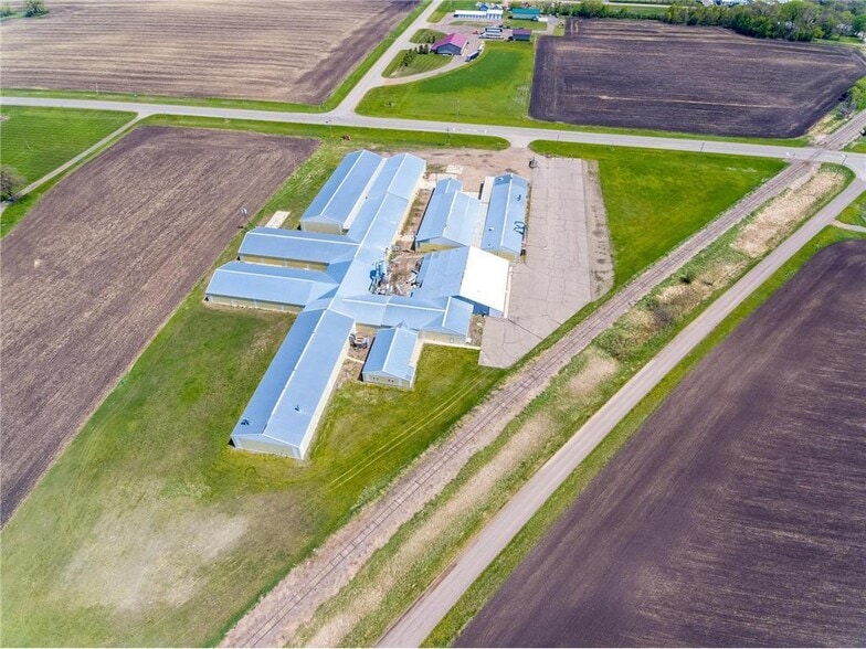 1793 550th St, Wood Lake, MN for sale - Primary Photo - Image 1 of 13