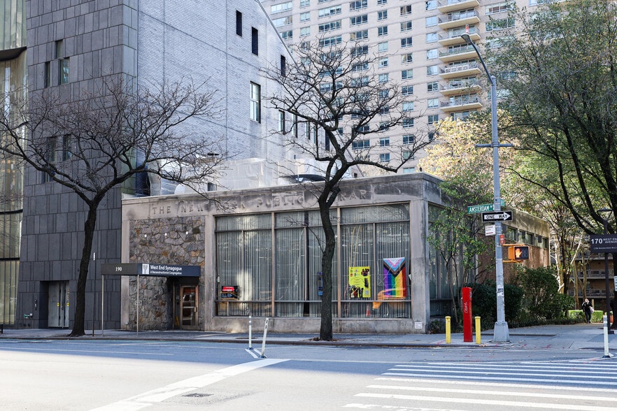 190 Amsterdam Ave, New York, NY for lease - Building Photo - Image 1 of 1