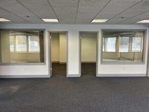 1191-1193 Chestnut St, Newton, MA for lease Interior Photo- Image 2 of 4