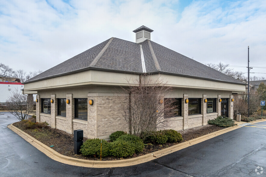 535 Ogden Ave, Downers Grove, IL for lease - Building Photo - Image 1 of 7