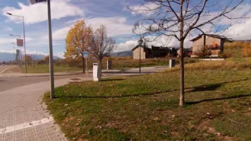 Carrer Font del Ferro, Llívia, Gerona for sale - Building Photo - Image 3 of 4