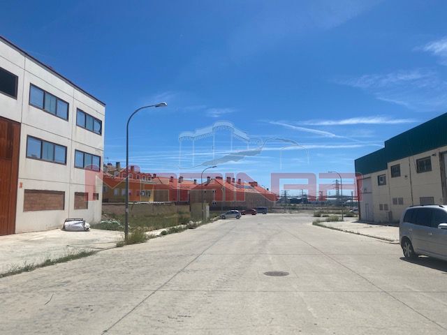 Industrial in Yeles, Toledo for lease - Building Photo - Image 3 of 4