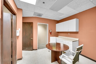 7000 W Palmetto Park Rd, Boca Raton, FL for sale Interior Photo- Image 2 of 10