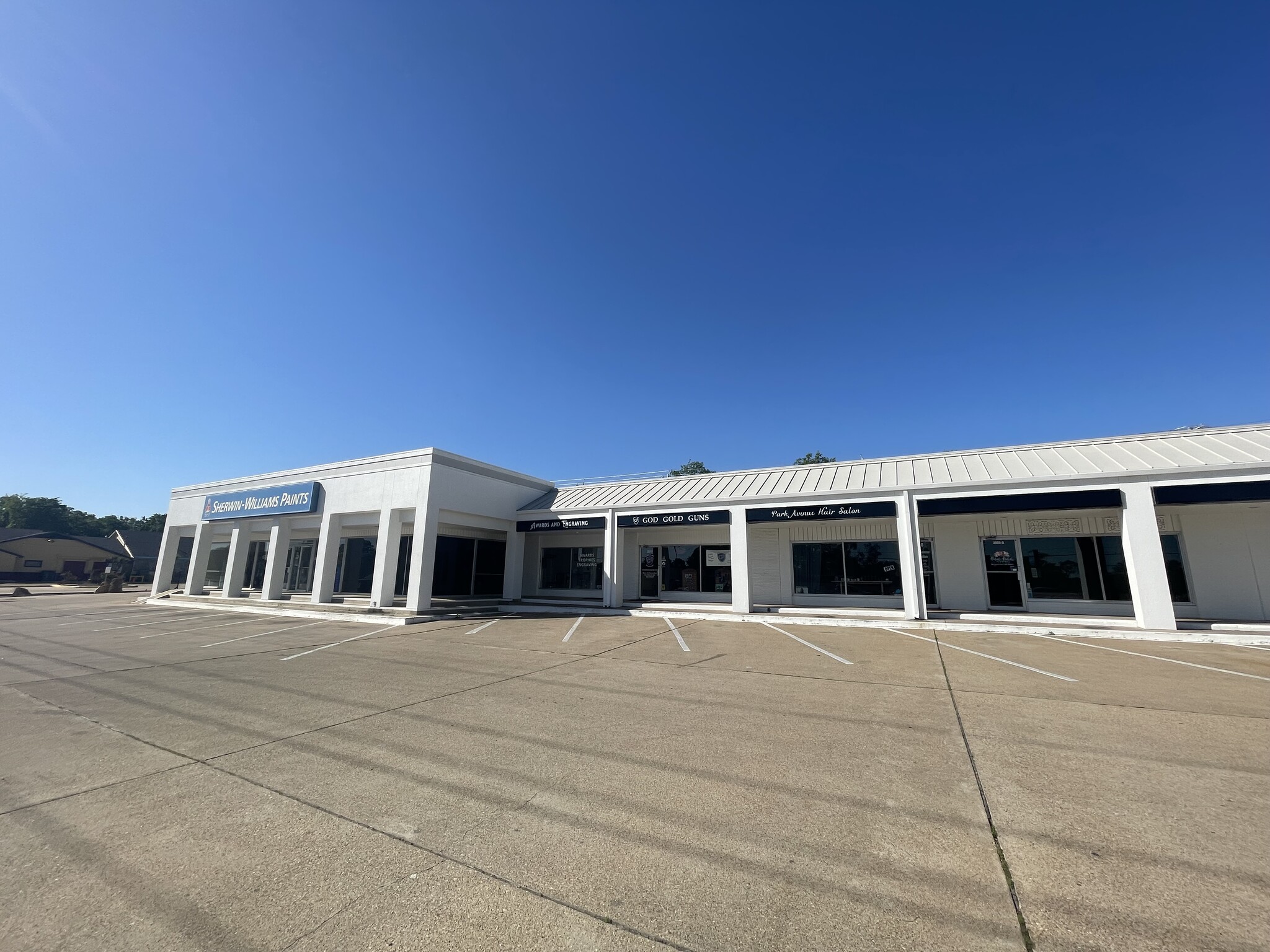 3800-3816 S Texas Ave, Bryan, TX for lease Building Photo- Image 1 of 6