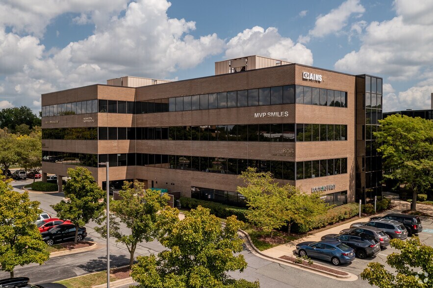 806 W Diamond Ave, Gaithersburg, MD 20878 - Office for Sale | LoopNet