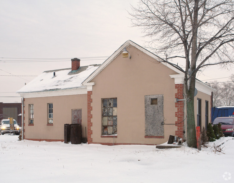 1008 Buffalo Ave, Niagara Falls, NY for sale - Building Photo - Image 3 of 3