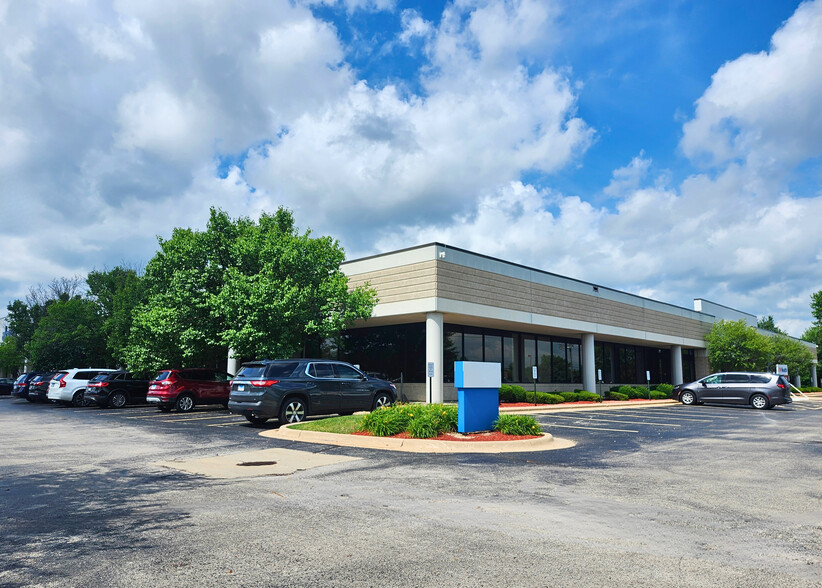 7180 Spring Brook Rd, Rockford, IL for lease - Building Photo - Image 1 of 5