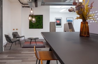 329 Doncastle Rd, Bracknell for lease Interior Photo- Image 2 of 4