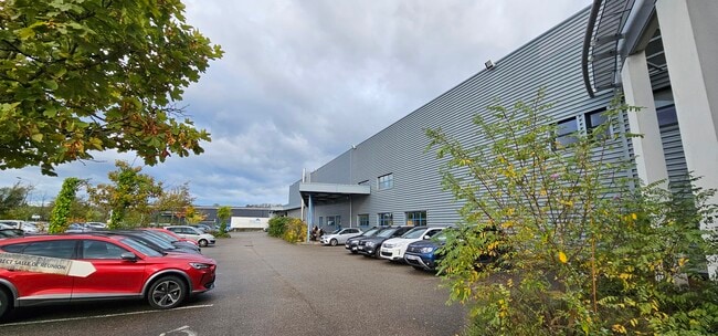 Location Entrepôt 10 750 m²