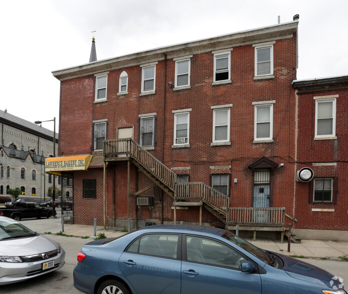 423 W Girard Ave, Philadelphia, PA for sale - Building Photo - Image 2 of 12