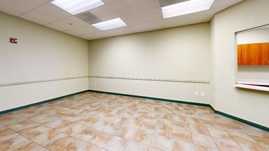 2901 Coral Hills Dr, Coral Springs, FL for lease Interior Photo- Image 2 of 10