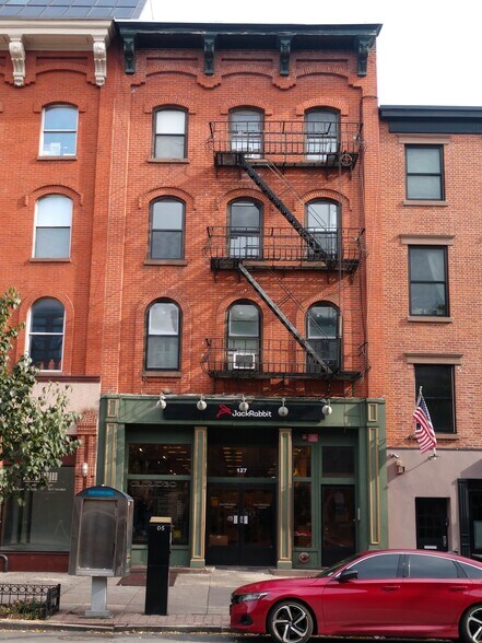 127 Washington St, Hoboken, NJ for sale - Building Photo - Image 1 of 1