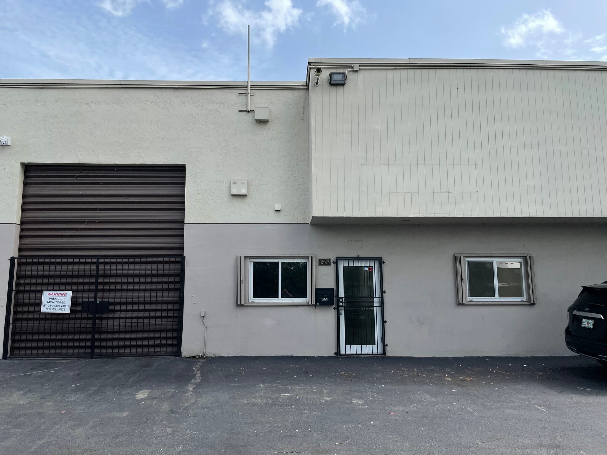 1521-1529 NW 89th Ct, Doral, FL for lease Building Photo- Image 1 of 4