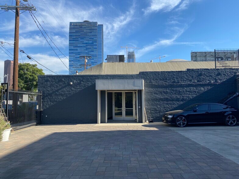 1319-1321 W 11th St, Los Angeles, CA for lease - Building Photo - Image 1 of 11