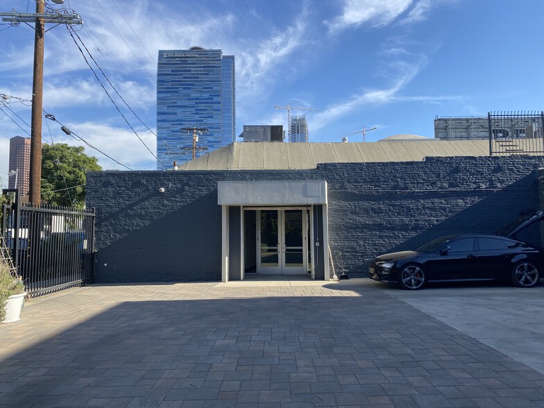 1321 W 11th St, Los Angeles, CA for lease - Building Photo - Image 1 of 11