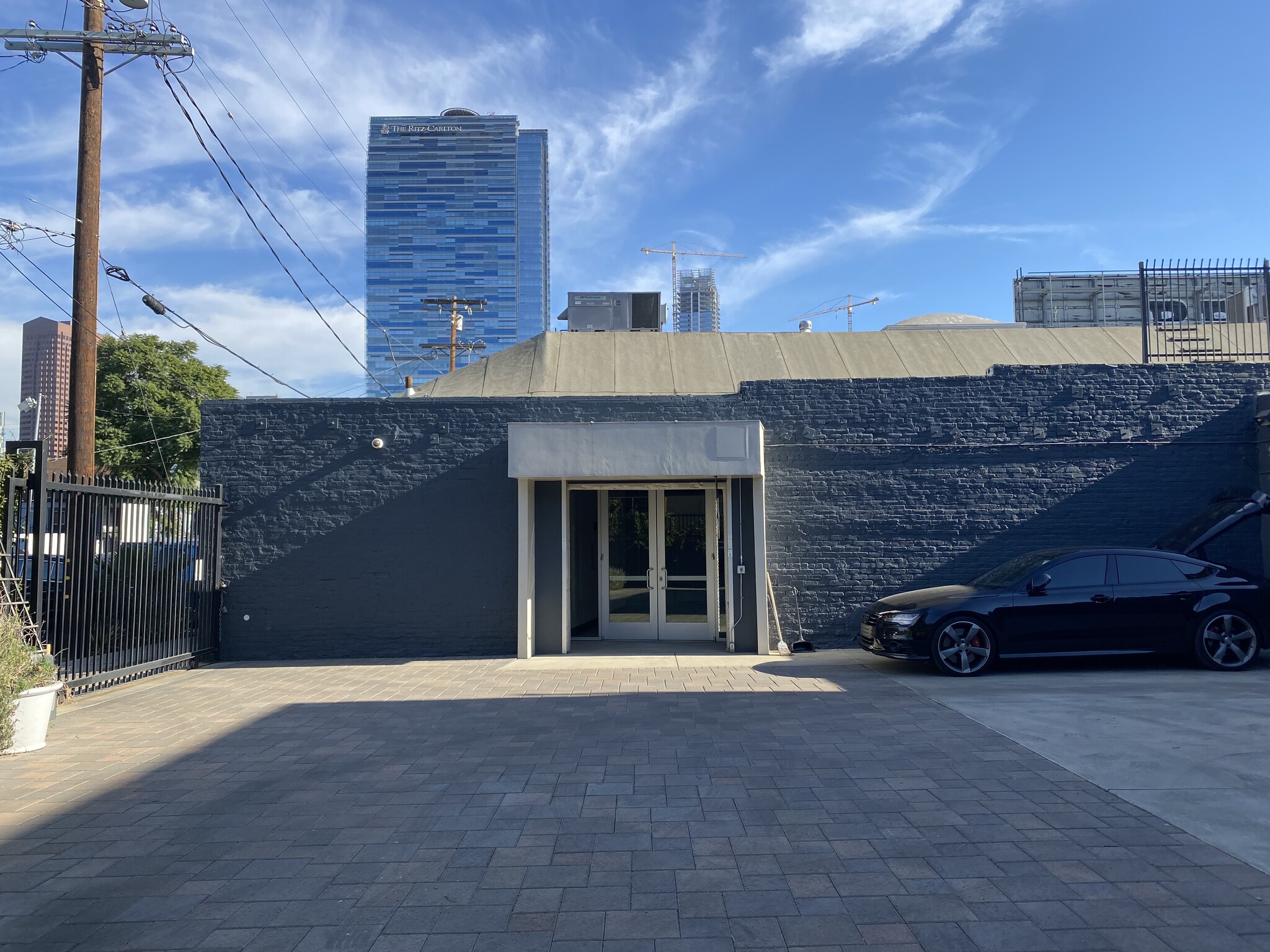 1319-1321 W 11th St, Los Angeles, CA for lease Building Photo- Image 1 of 12