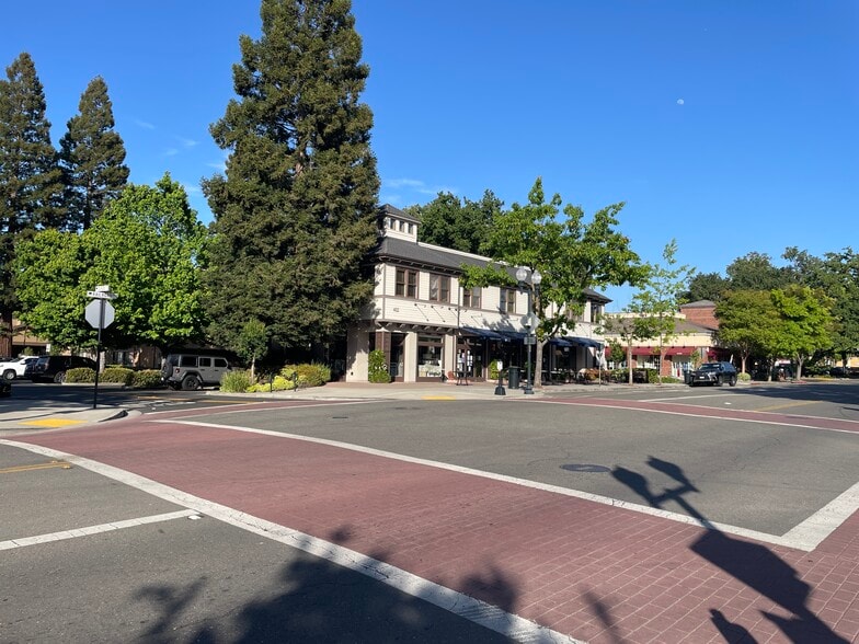 402 Railroad Ave, Danville, CA for lease - Building Photo - Image 2 of 20