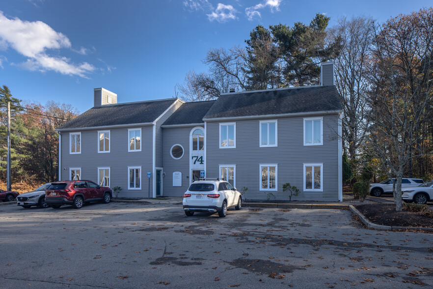 74 Faunce Corner Rd, Dartmouth, MA for sale - Building Photo - Image 1 of 6