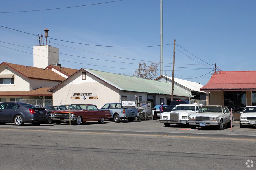 4905 Yosemite Blvd, Modesto, CA 95357