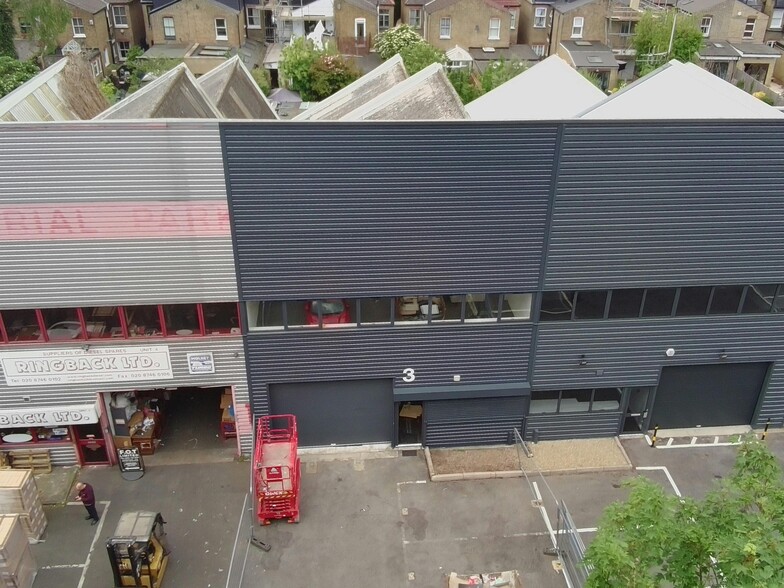 Cowley Rd, London for lease - Building Photo - Image 1 of 10