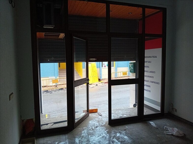 Multifamily in Malgrat de Mar, Barcelona for sale - Interior Photo - Image 2 of 9