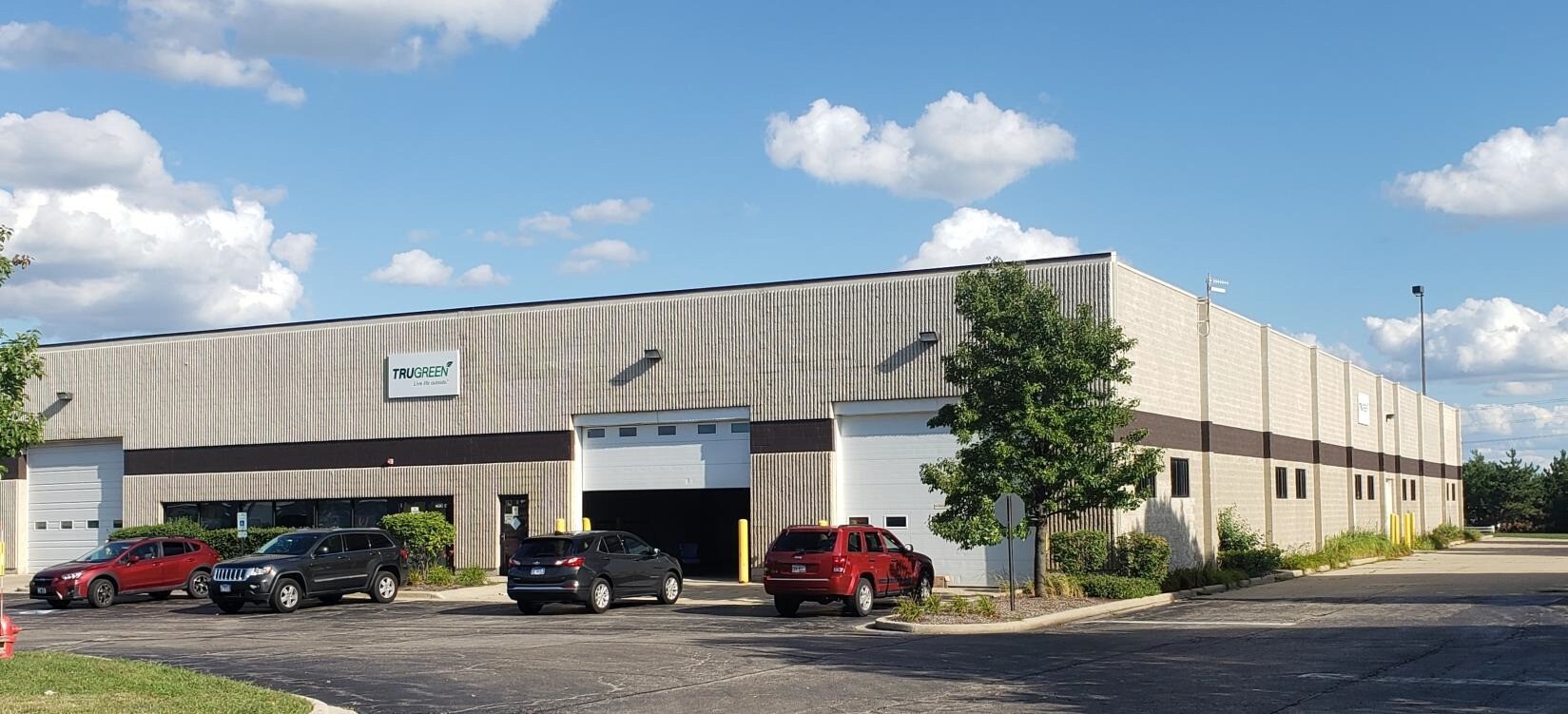 400 Airport Rd, Elgin, IL 60123