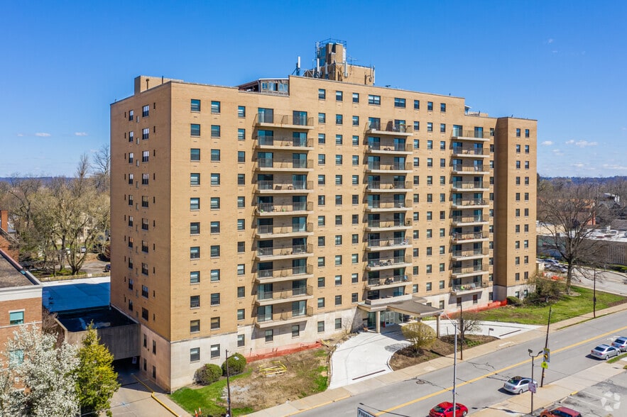 6315 Forbes Ave, Squirrel Hill, PA for lease - Building Photo - Image 2 of 23