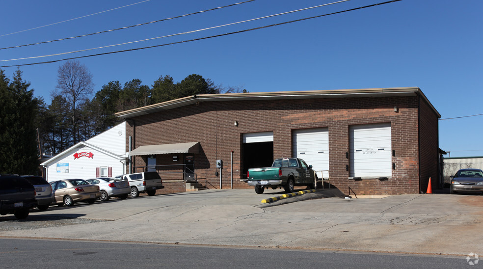 114 Winola Ct, Greensboro, NC for lease - Building Photo - Image 3 of 6