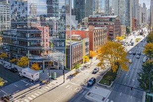 445 N LaSalle St, Chicago IL - Pub