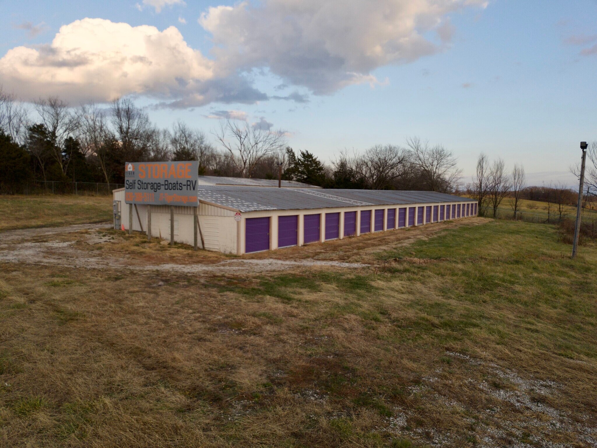 972 W Springfield Rd, Saint Clair, MO for sale Building Photo- Image 1 of 1