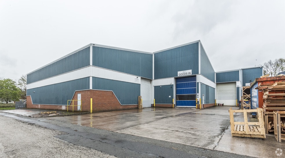 Queens Ave, Macclesfield for sale - Primary Photo - Image 1 of 1