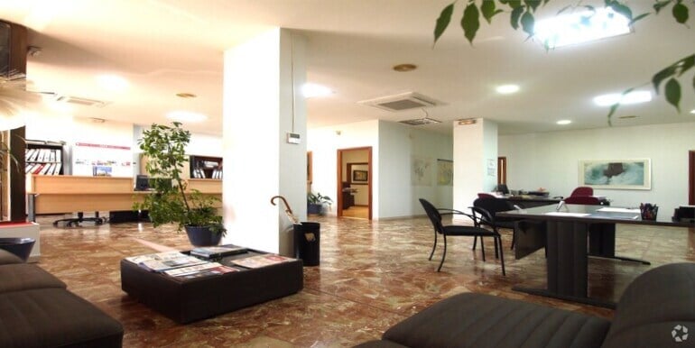 Tres Cantos, MAD 28760 -  -  - Interior Photo - Image 1 of 4