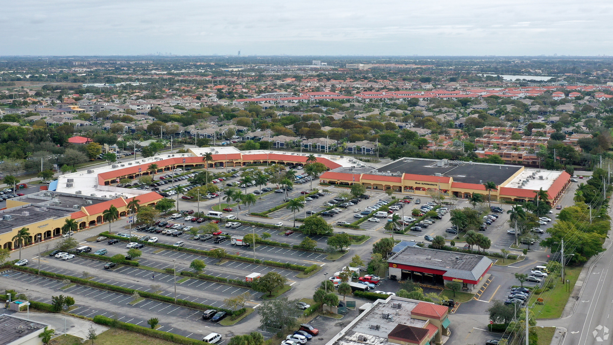 12105-12305 Pembroke Rd, Pembroke Pines, FL for sale Primary Photo- Image 1 of 1