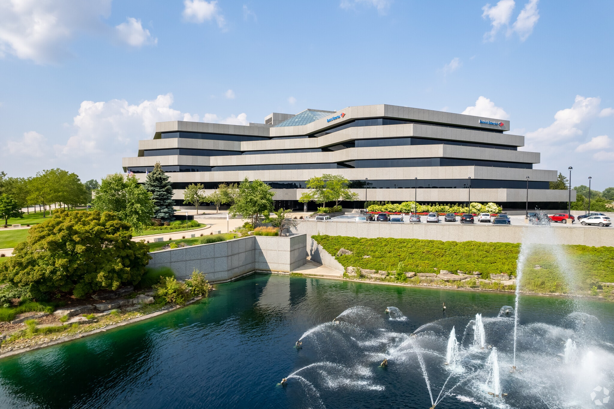 2600 W Big Beaver Rd, Troy, MI 48084 Office for Lease