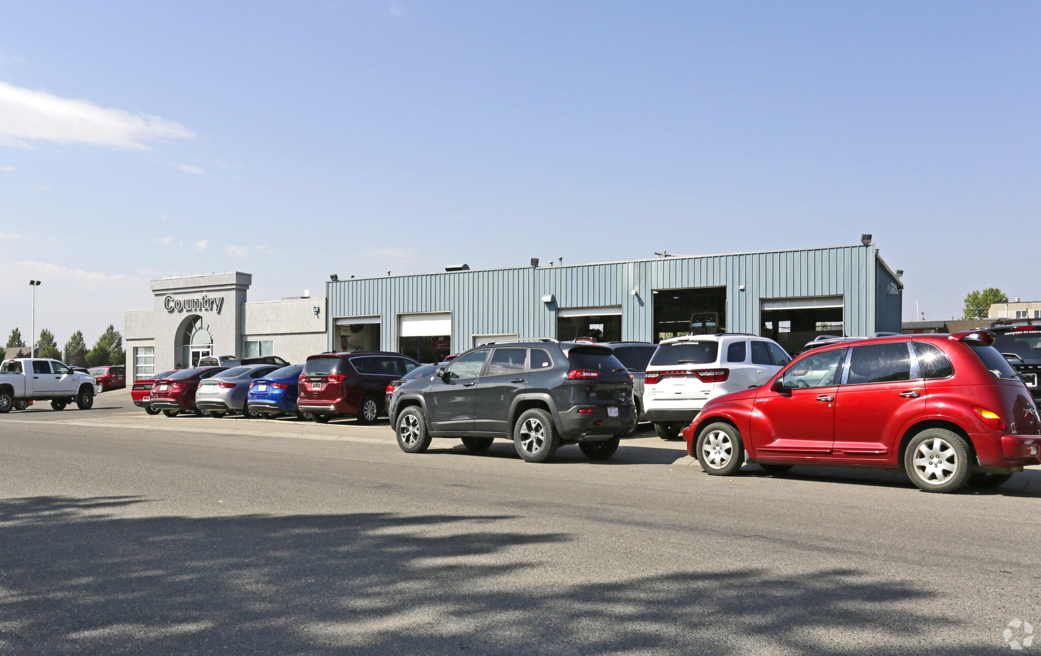 1103 14th St SE, High River, AB for sale Primary Photo- Image 1 of 1