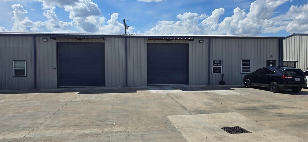 6 Indian Meadows Dr, Round Rock, TX for lease - Building Photo - Image 1 of 7