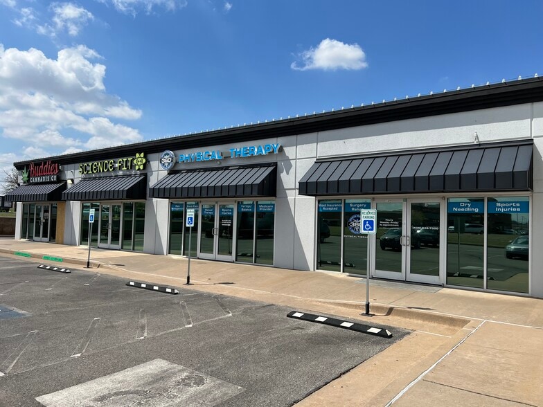 13801 N Western Ave, Edmond, OK for lease - Building Photo - Image 1 of 5