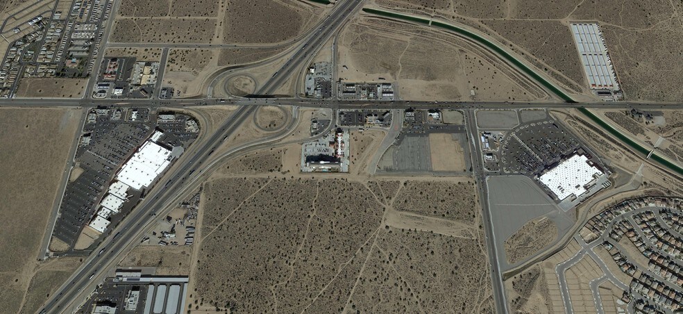 9601 Mariposa Rd, Hesperia, CA for sale - Primary Photo - Image 3 of 8