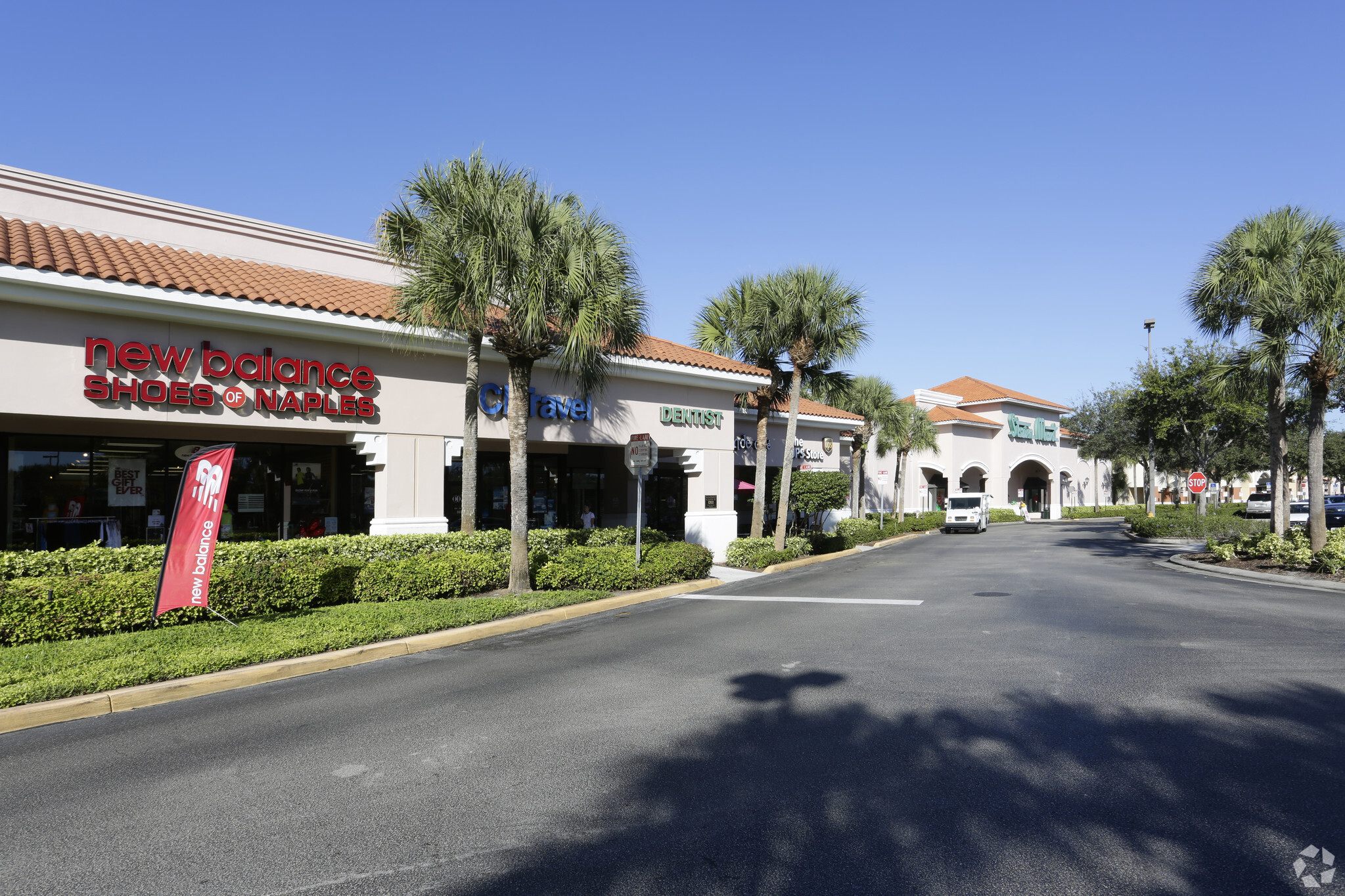 8787-8811 Tamiami Trl N, Naples, FL 34108 - Retail for Lease | LoopNet.com