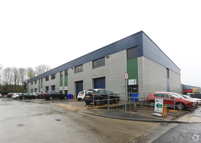 Tallon Rd, Brentwood for lease - Primary Photo - Image 1 of 6