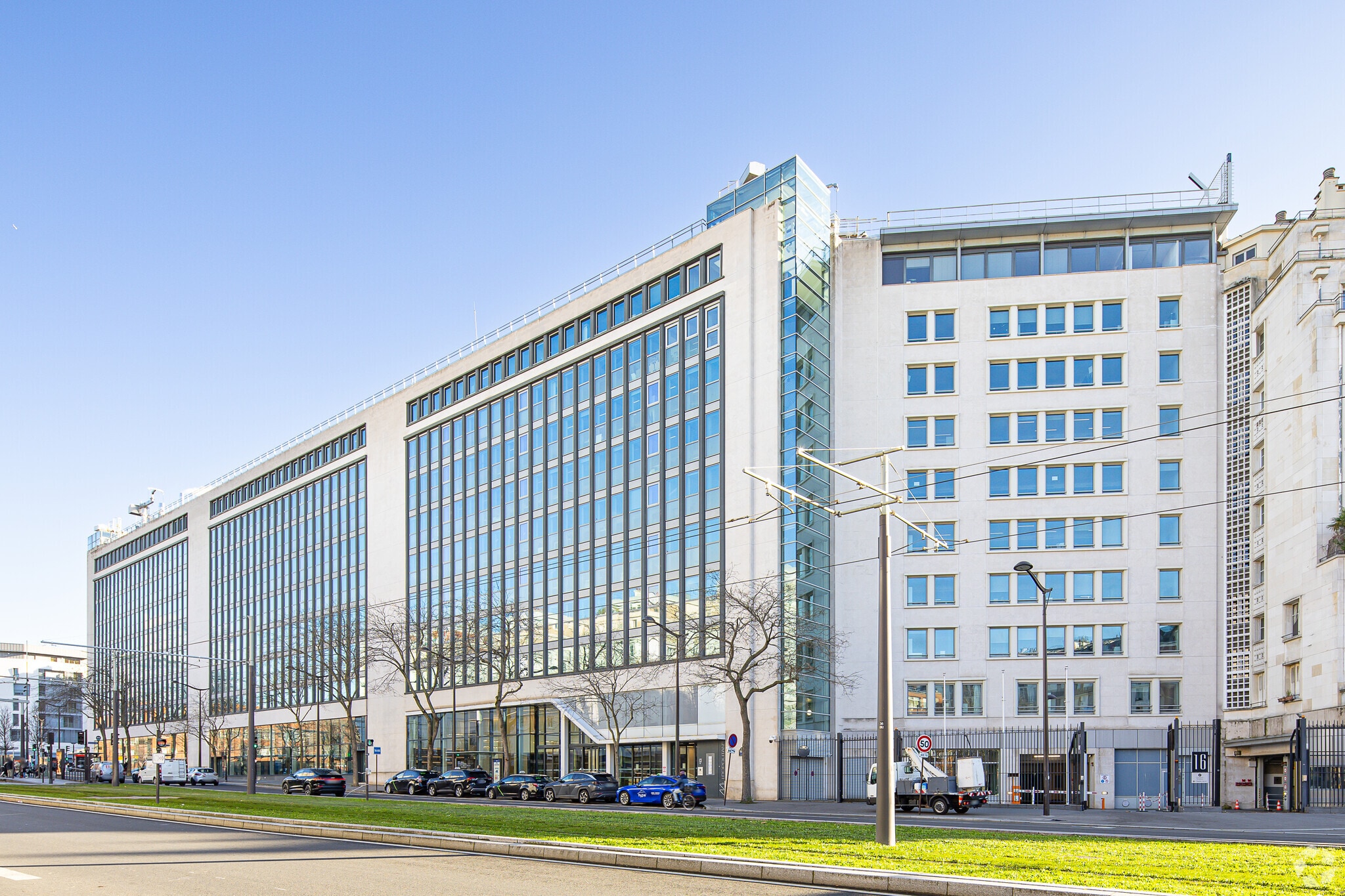 13 Ter Boulevard Berthier, Paris for lease Primary Photo- Image 1 of 13