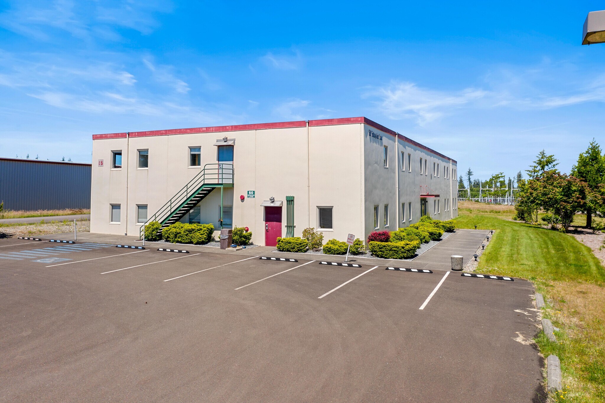 50 Enterprise Ln, Elma, WA 98541 Enterprise Office Building