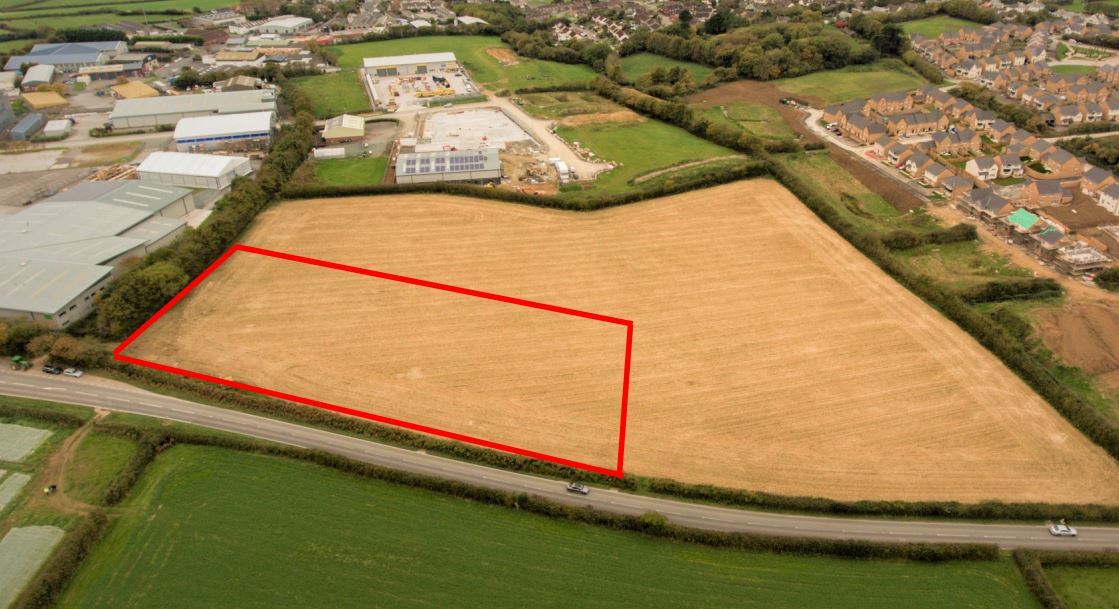 Binhamy Rd, Bude for lease Primary Photo- Image 1 of 2