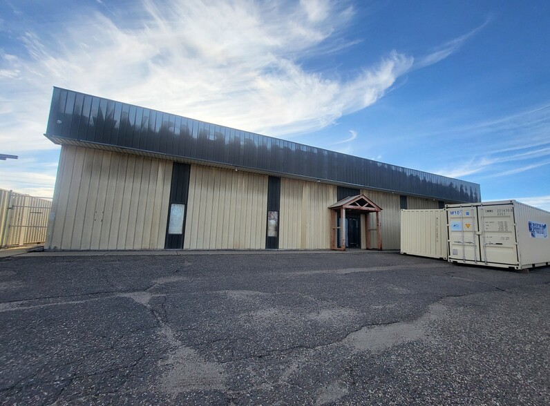 2905-2909 Twin City Dr, Mandan, ND for lease - Building Photo - Image 2 of 3